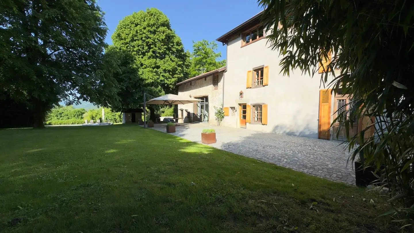 Maison à vendre, 303m², Charnècles