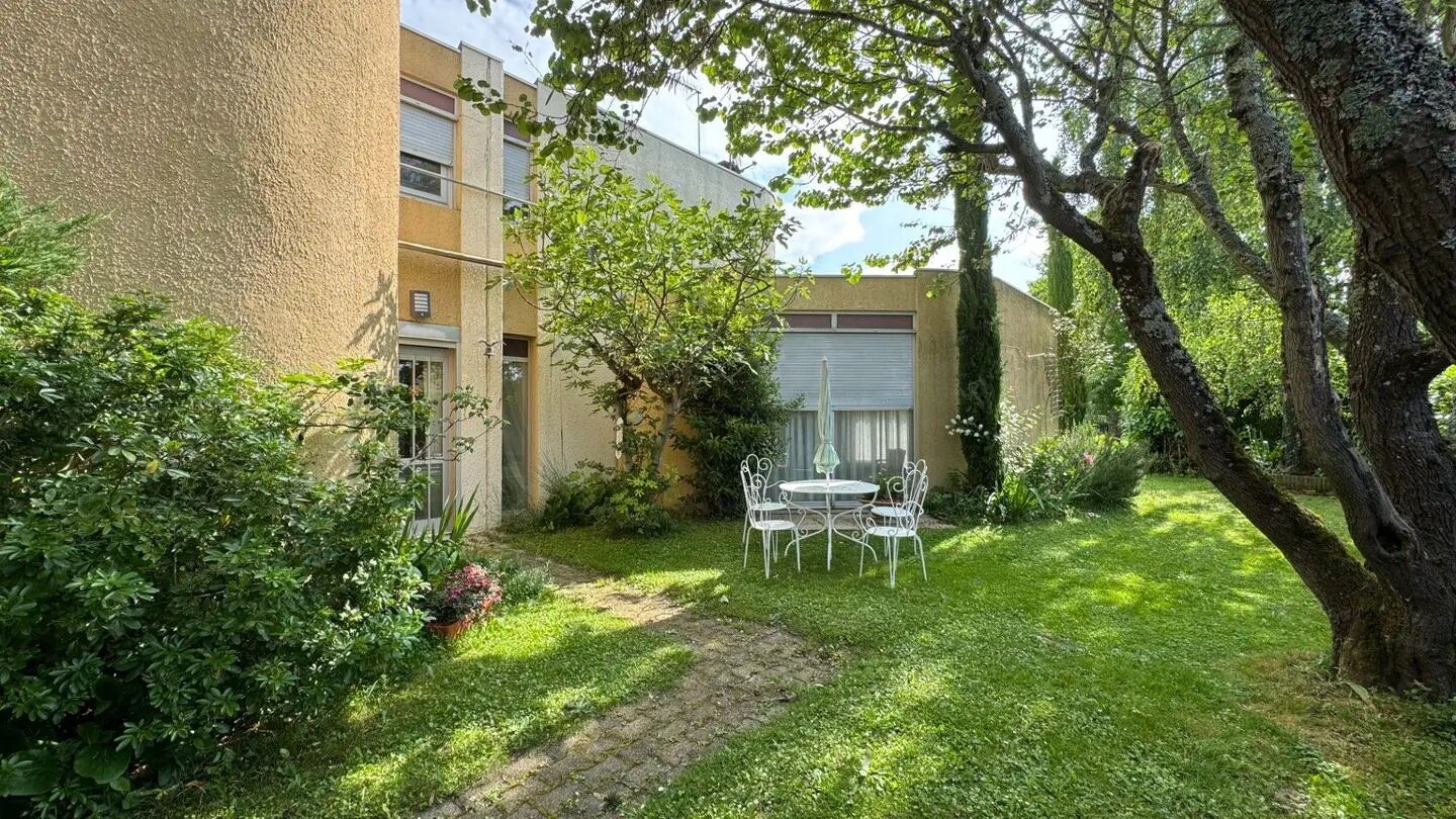 Maison à vendre, 290m², Saint-Etienne-de-Saint-Geoirs