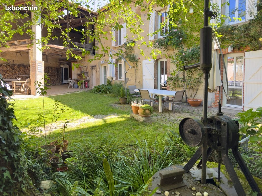 Maison à vendre, 225m², La Côte-Saint-André