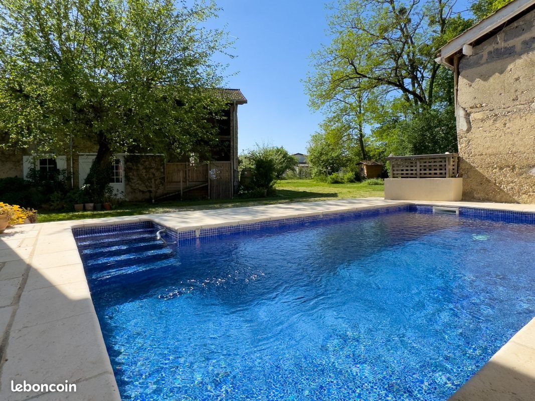Maison à vendre, 225m², La Côte-Saint-André