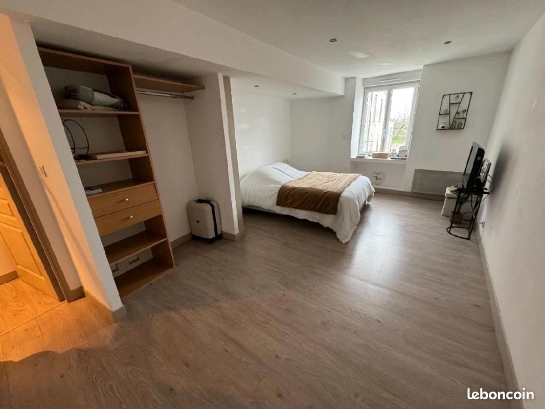 Maison à vendre, 161m², Saint-Quentin-les-Anges