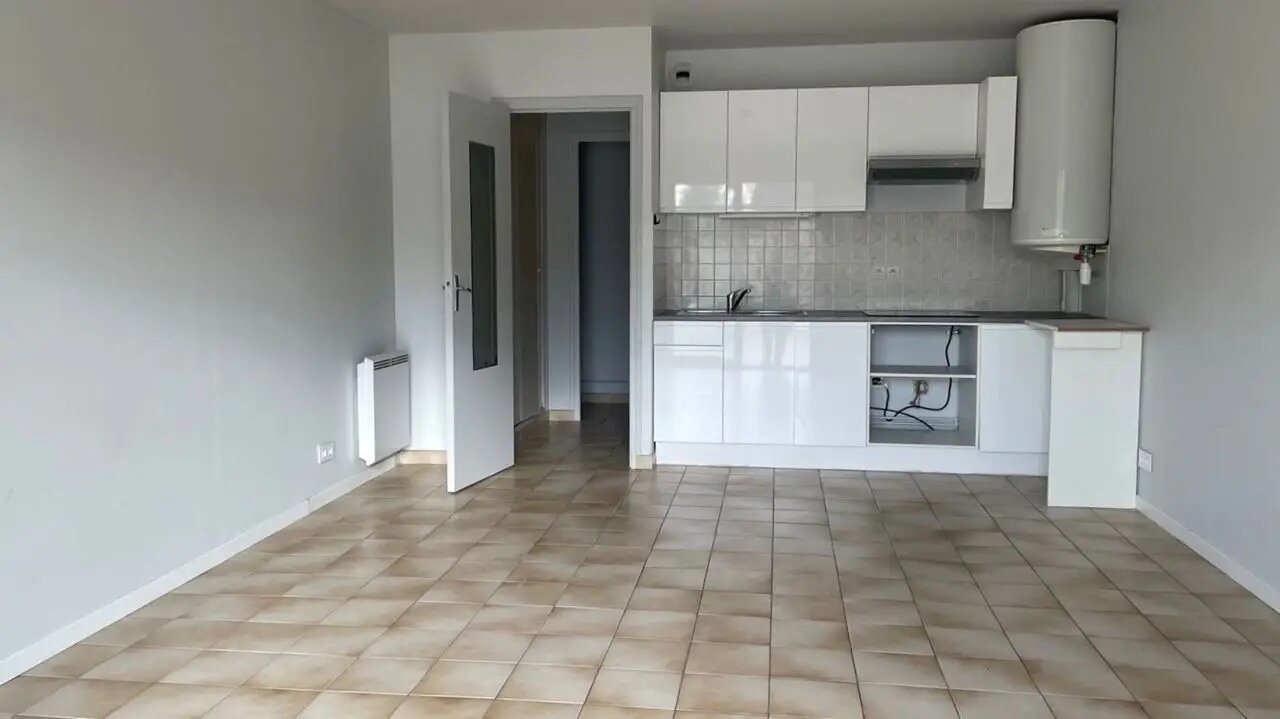 Appartement à louer, 29m², Grisy-Suisnes