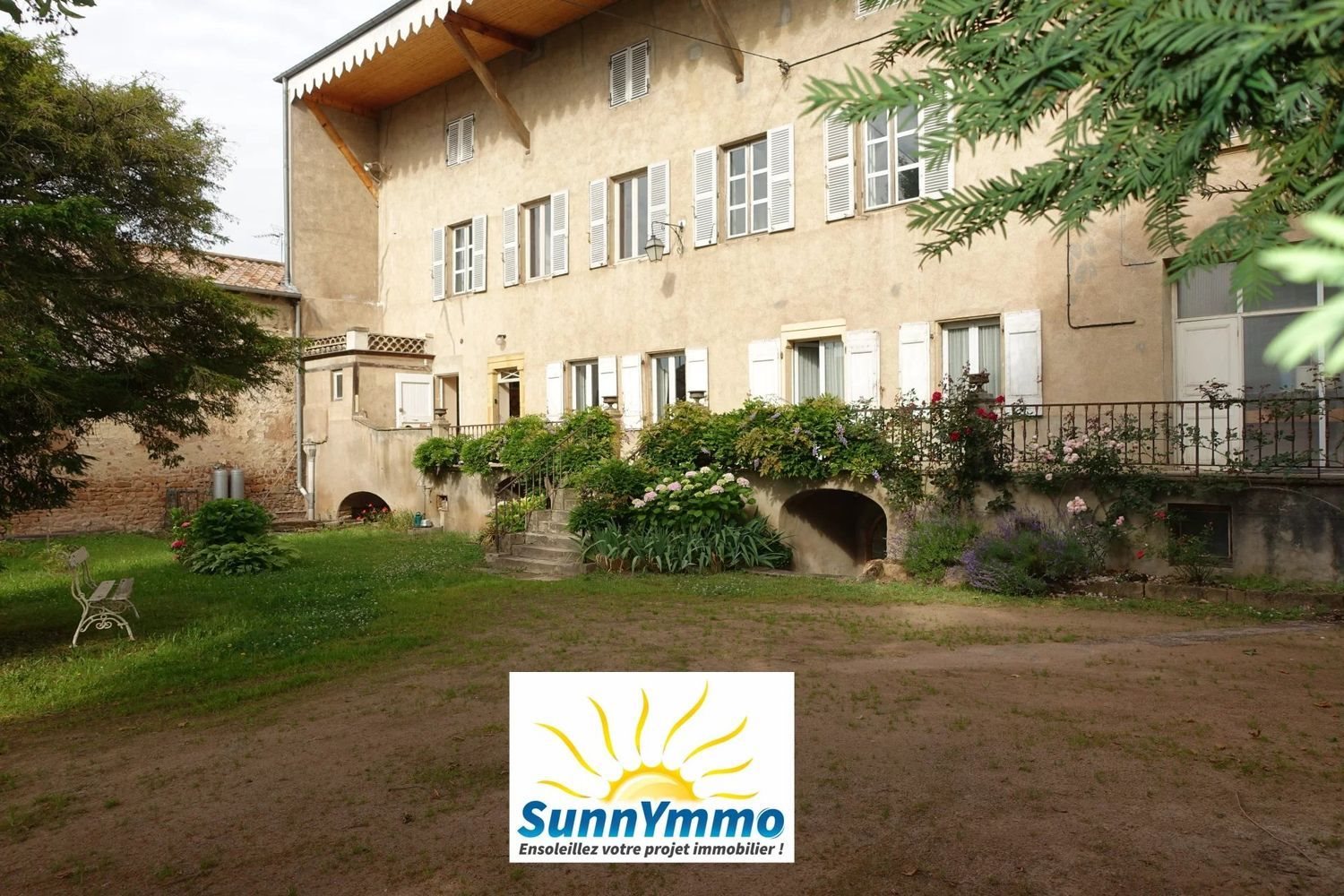 Maison à vendre, 260m², La Chapelle-de-Guinchay