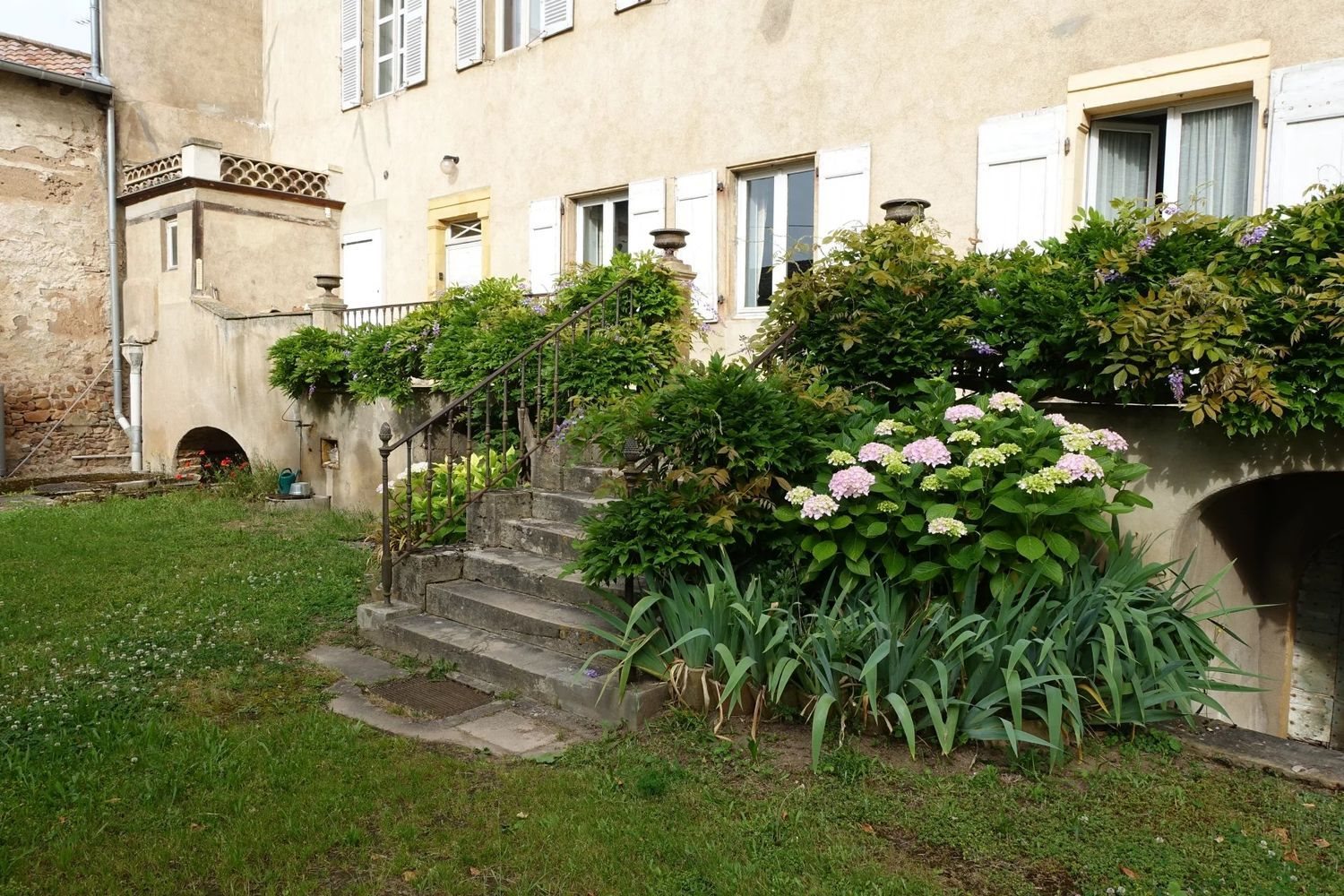 Maison à vendre, 260m², La Chapelle-de-Guinchay