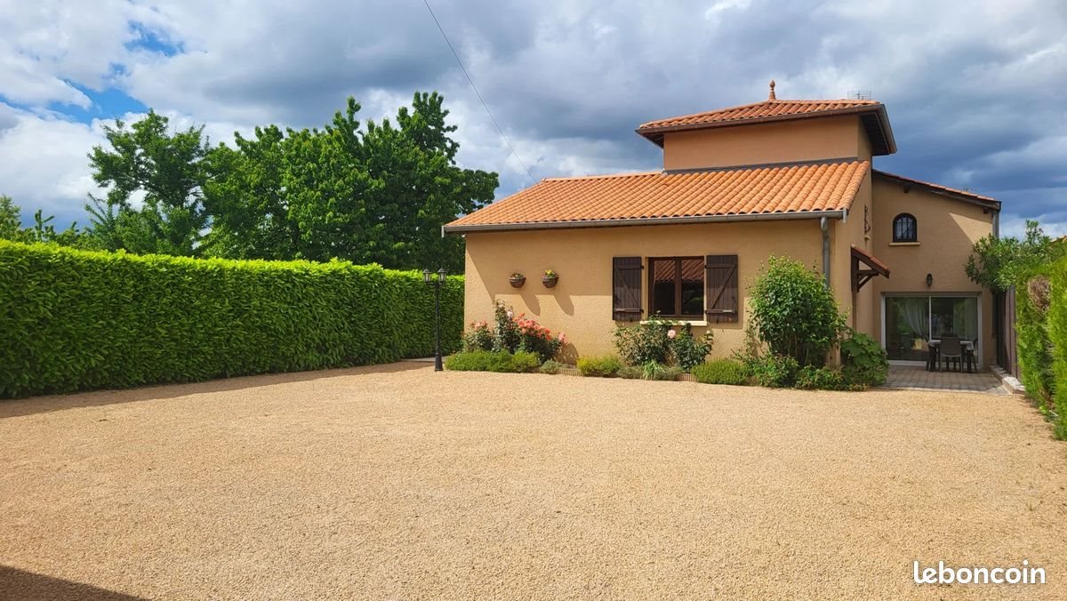 Maison à vendre, 115m², Romanèche-Thorins