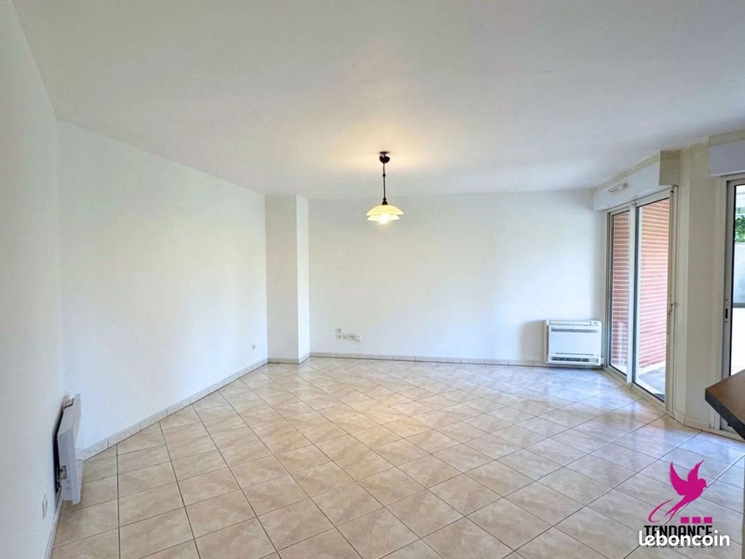 Appartement à louer, 65m², Seilh