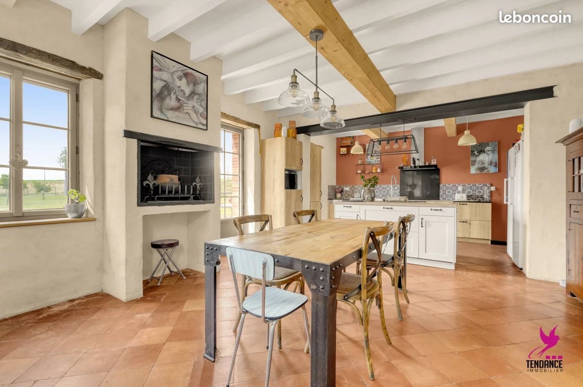 Maison à vendre, 250m², Le Burgaud