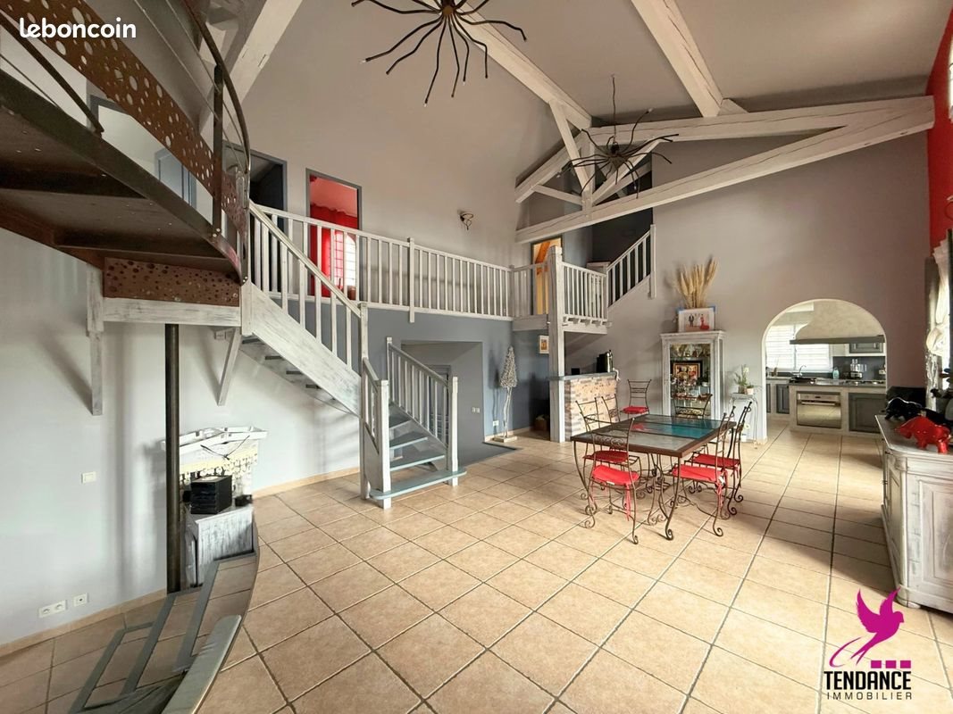 Maison à vendre, 210m², Aussonne