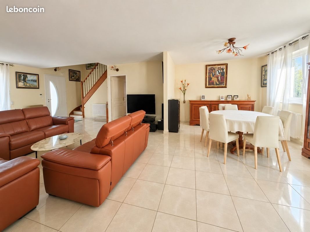 Maison à vendre, 198m², Chambray-lès-Tours