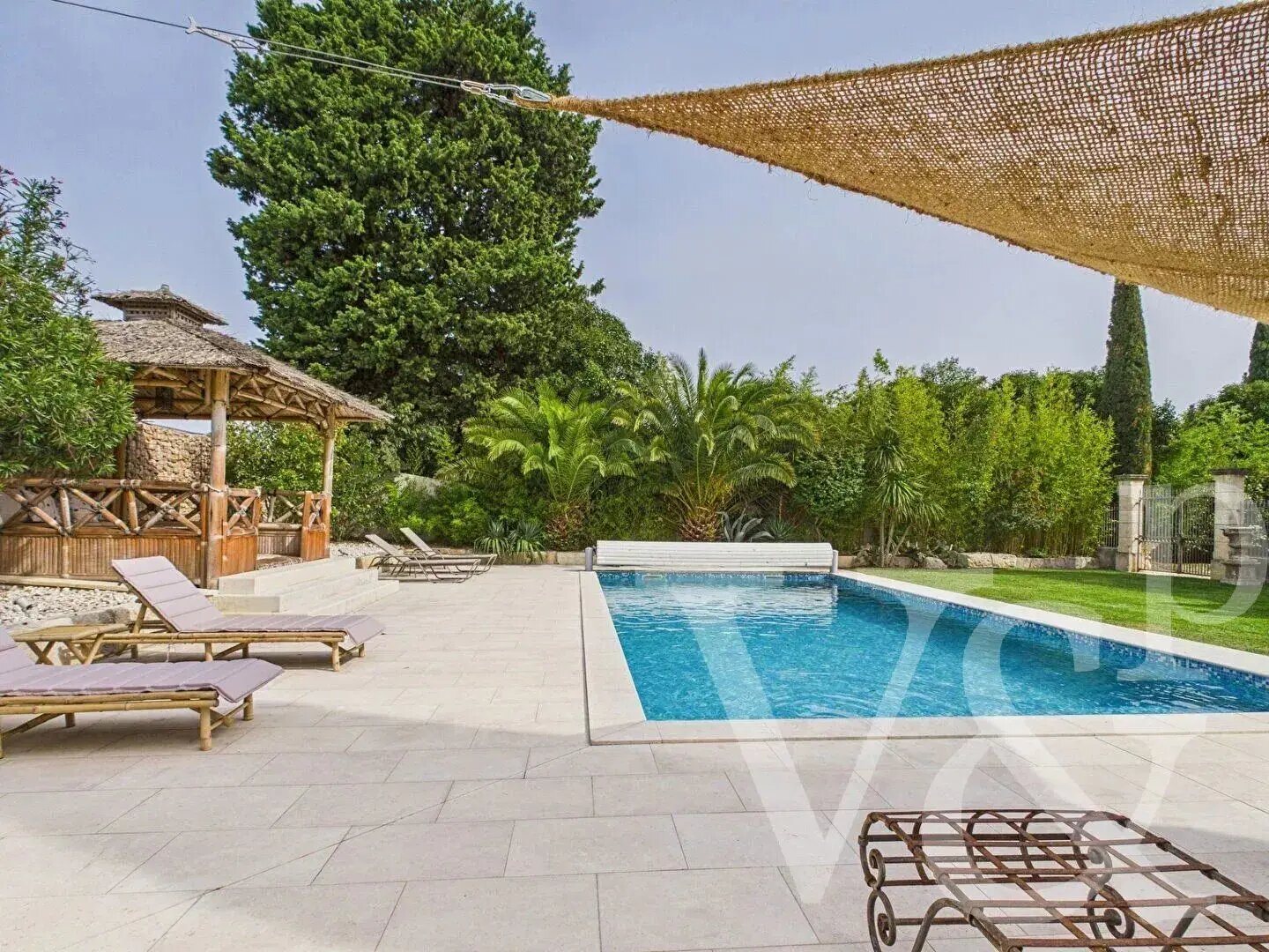 Maison à vendre, 300m², Mollégès