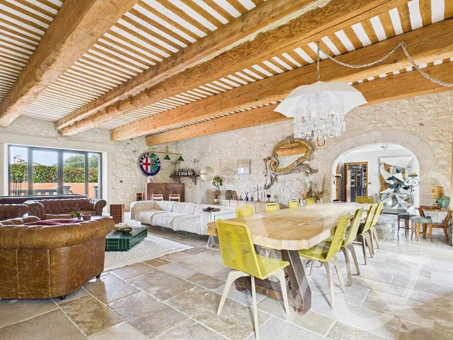 Maison à vendre, 300m², Mollégès
