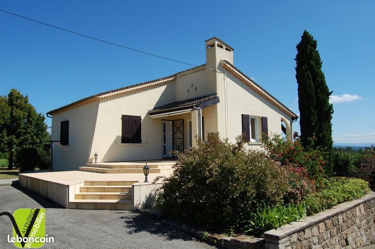 Maison à vendre, 110m², Lablachère