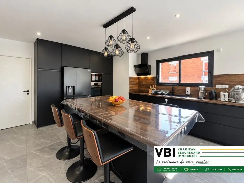 Maison à vendre, 138m², La Chapelle-des-Fougeretz