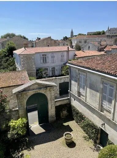 Maison à vendre, 470m², Saintes