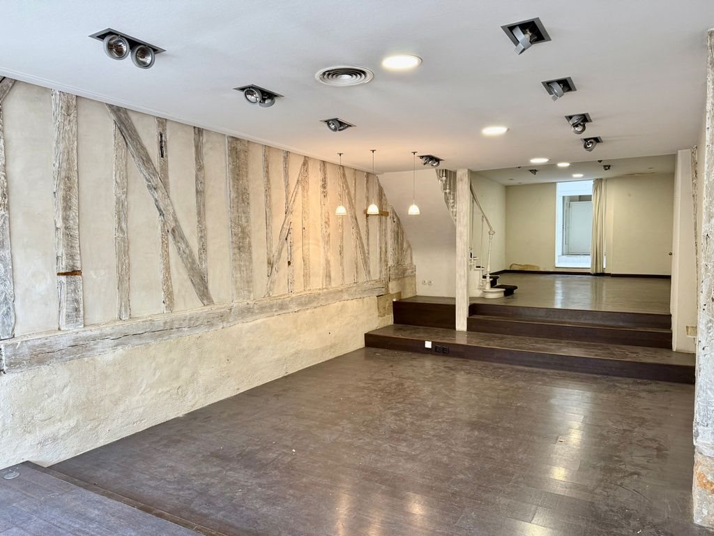 Maison à louer, 217m², Troyes