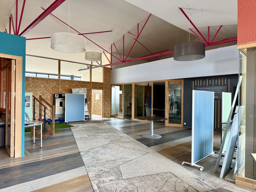 Maison à vendre, 950m², La Chapelle-Saint-Luc