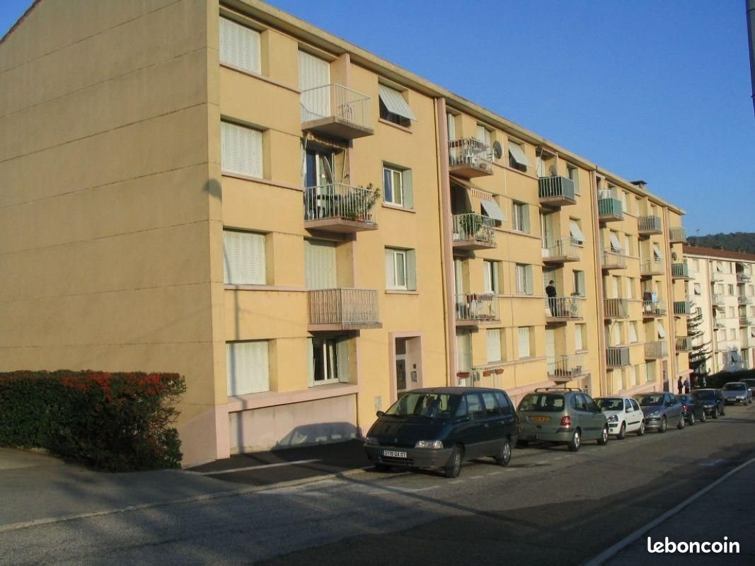 Appartement à louer, 58m², Privas