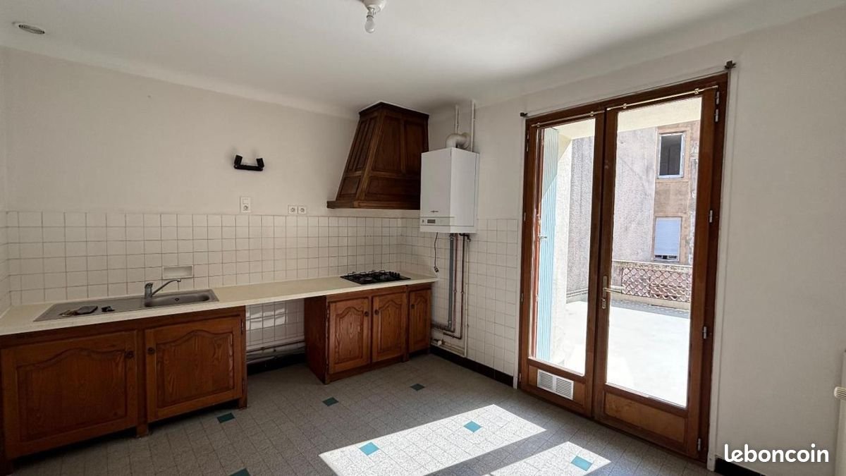 Appartement à louer, 73m², Privas