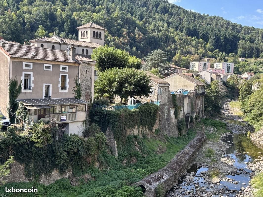 Maison à vendre, 110m², Saint-Sauveur-de-Montagut