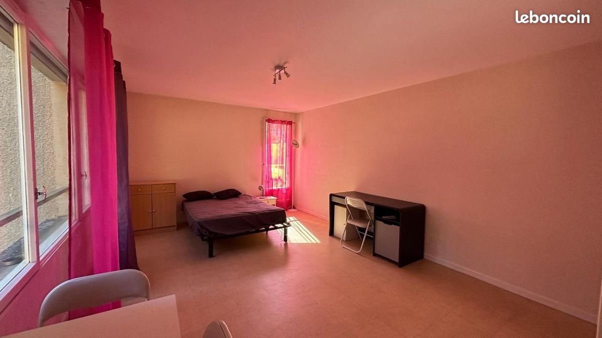 Appartement à louer, 34m², Privas