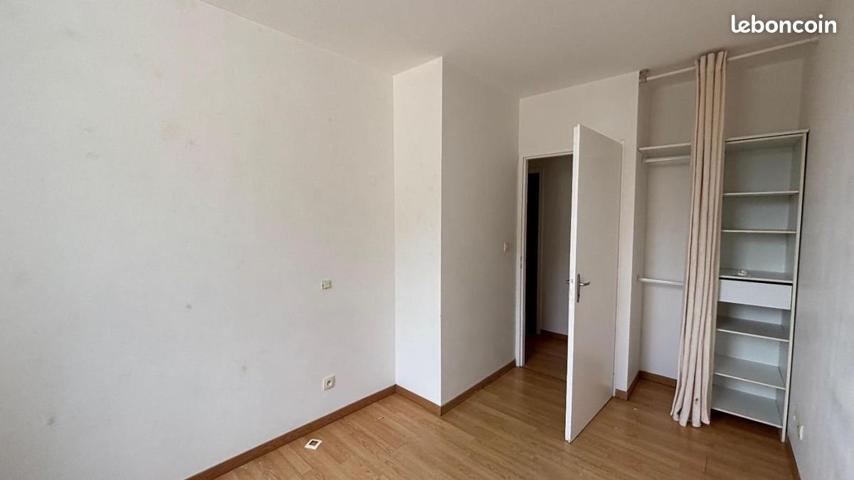 Appartement à louer, 81m², Coux