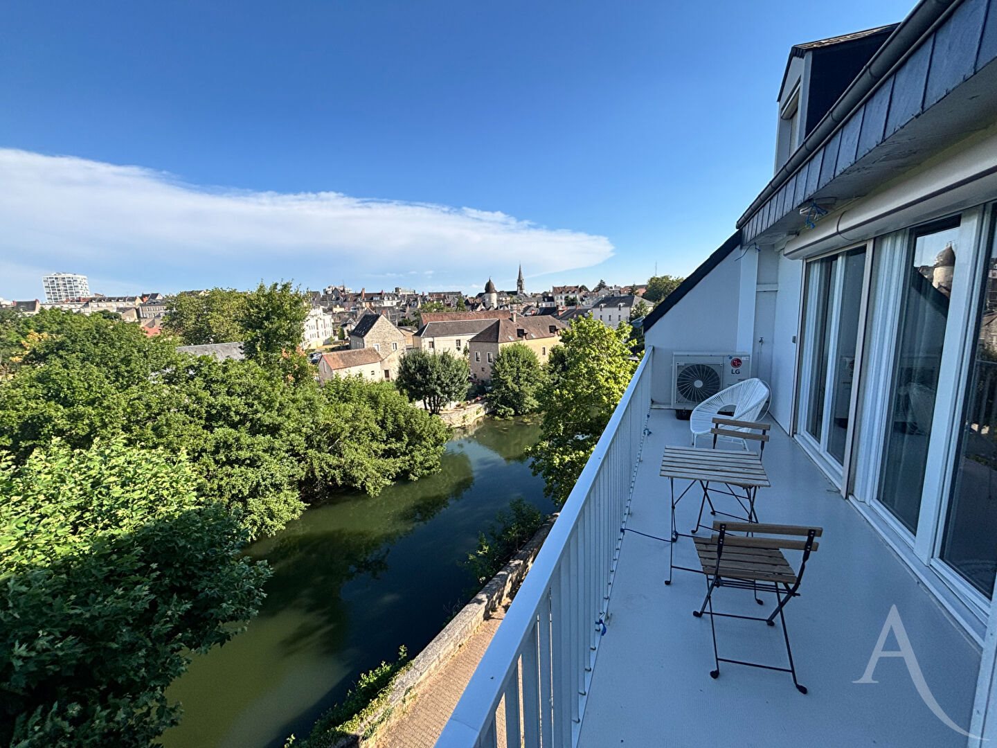 Appartement à louer, 129m², Châteauroux