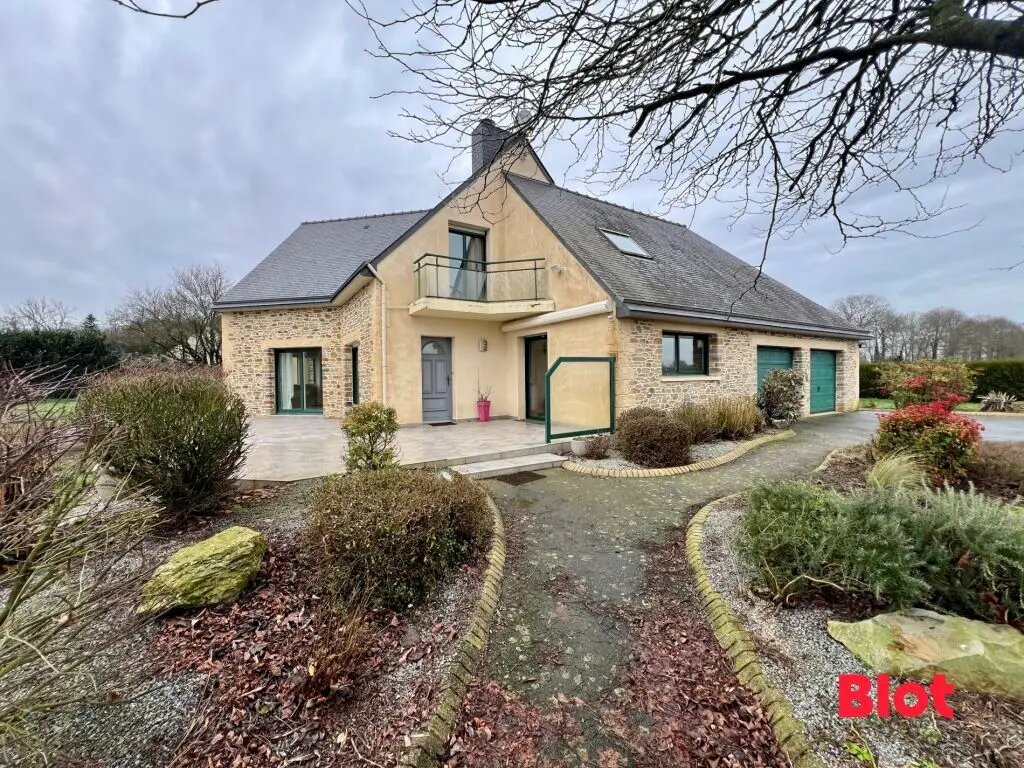 Maison à vendre, 181m², Saint-Méen-le-Grand