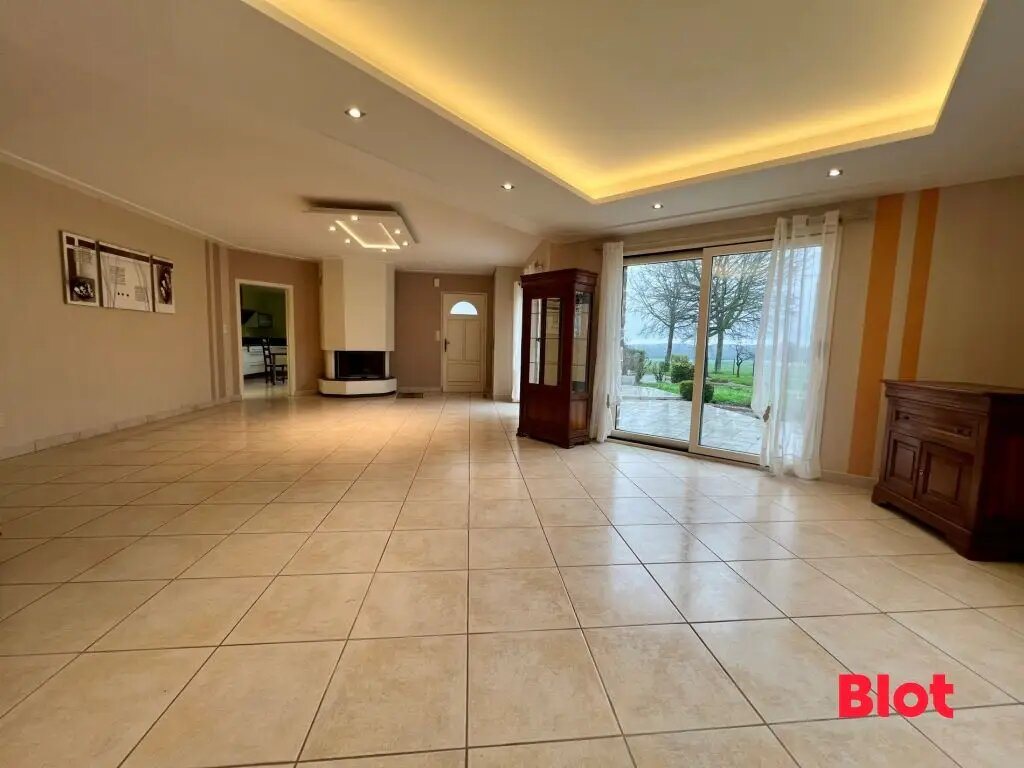 Maison à vendre, 181m², Saint-Méen-le-Grand