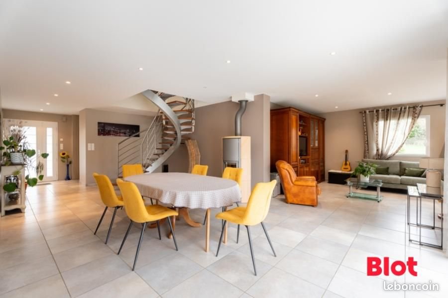 Maison à vendre, 145m², Elven