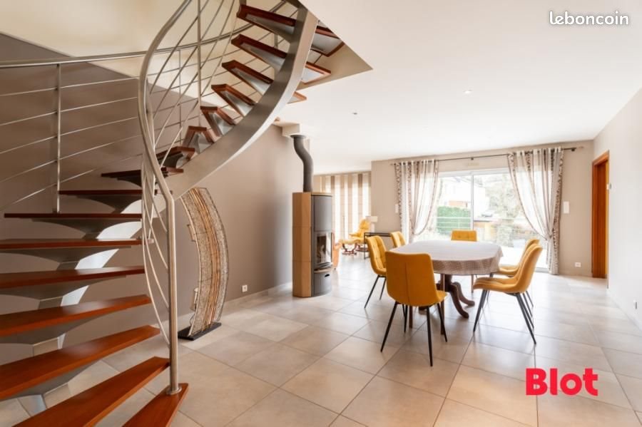 Maison à vendre, 145m², Elven
