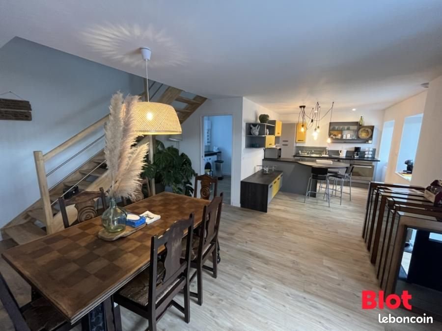 Maison à vendre, 128m², Saint-Jean-Brévelay