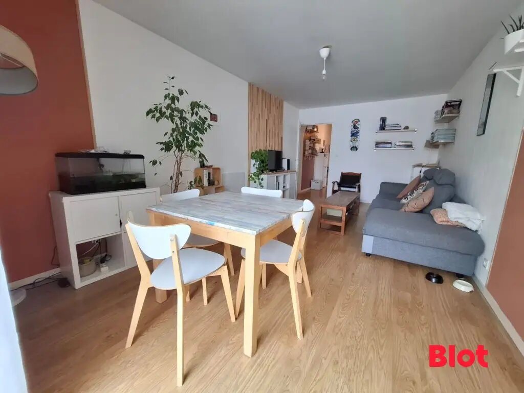 Appartement à vendre, 61m², Rennes