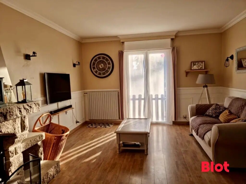 Maison à vendre, 173m², Ménéac
