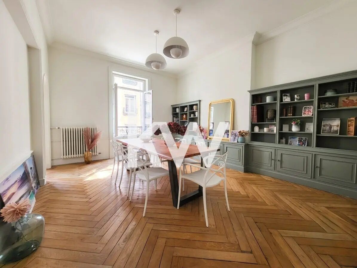 Appartement à vendre, 166m², Saint-Etienne