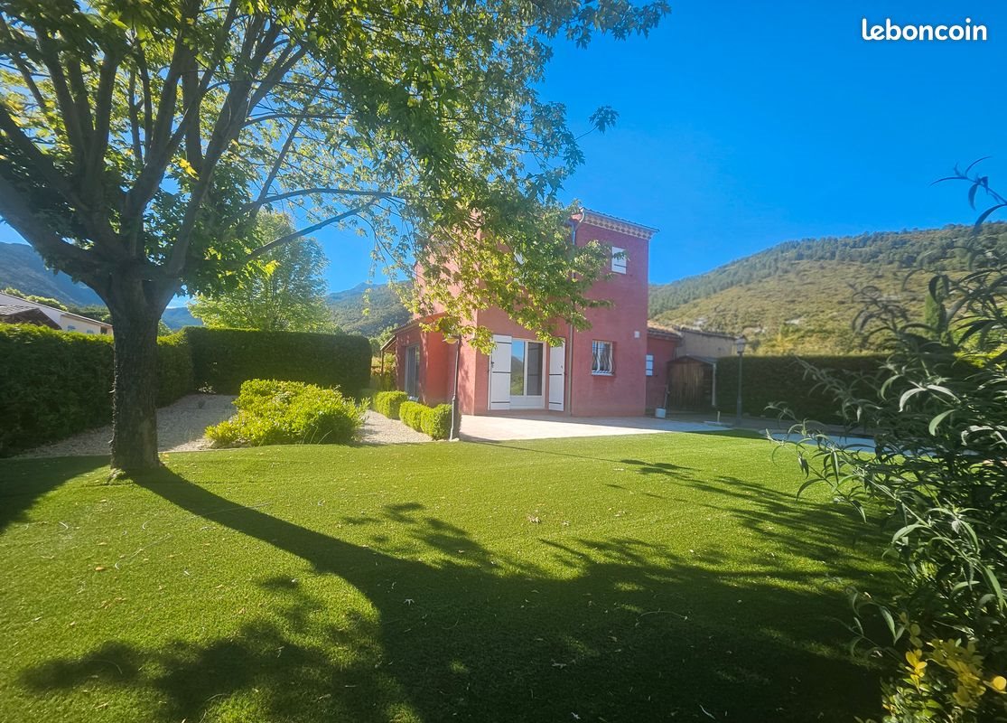 Maison à vendre, 68m², Castellane
