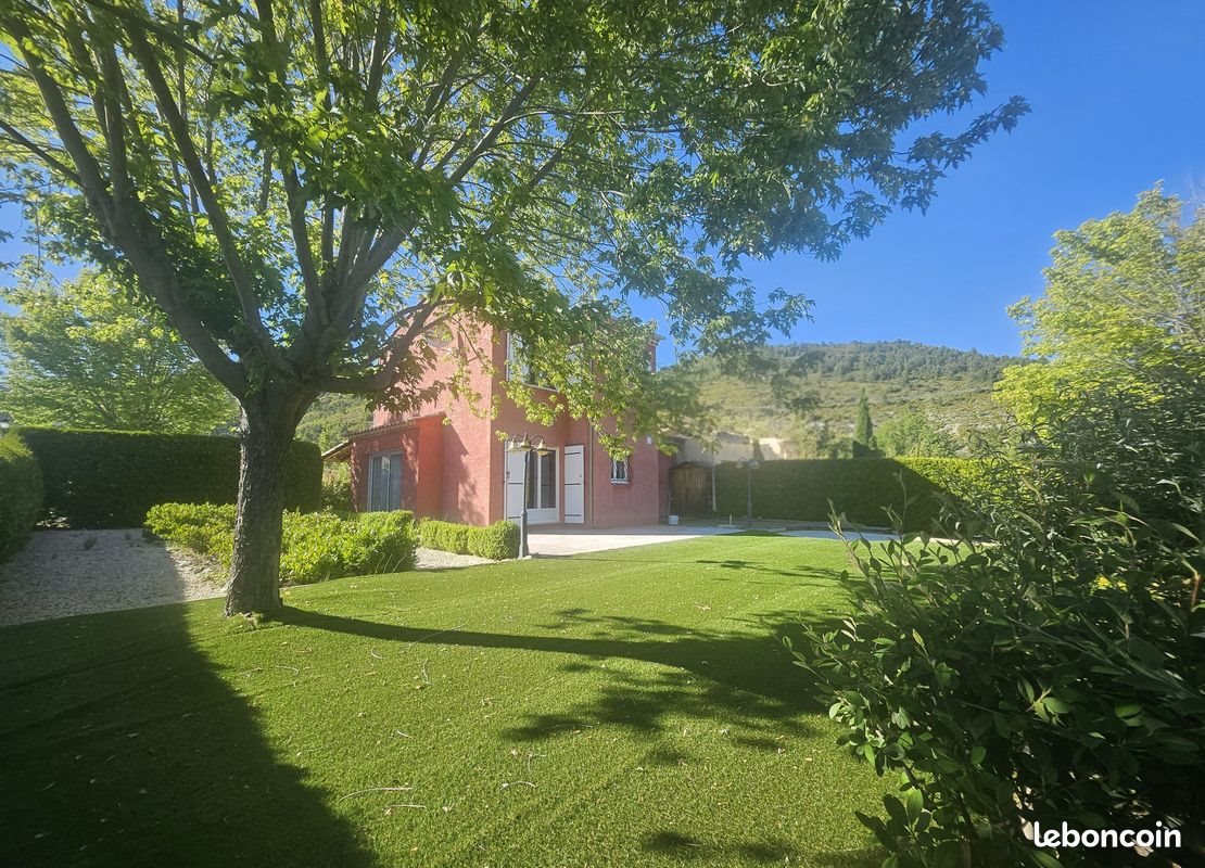 Maison à vendre, 68m², Castellane