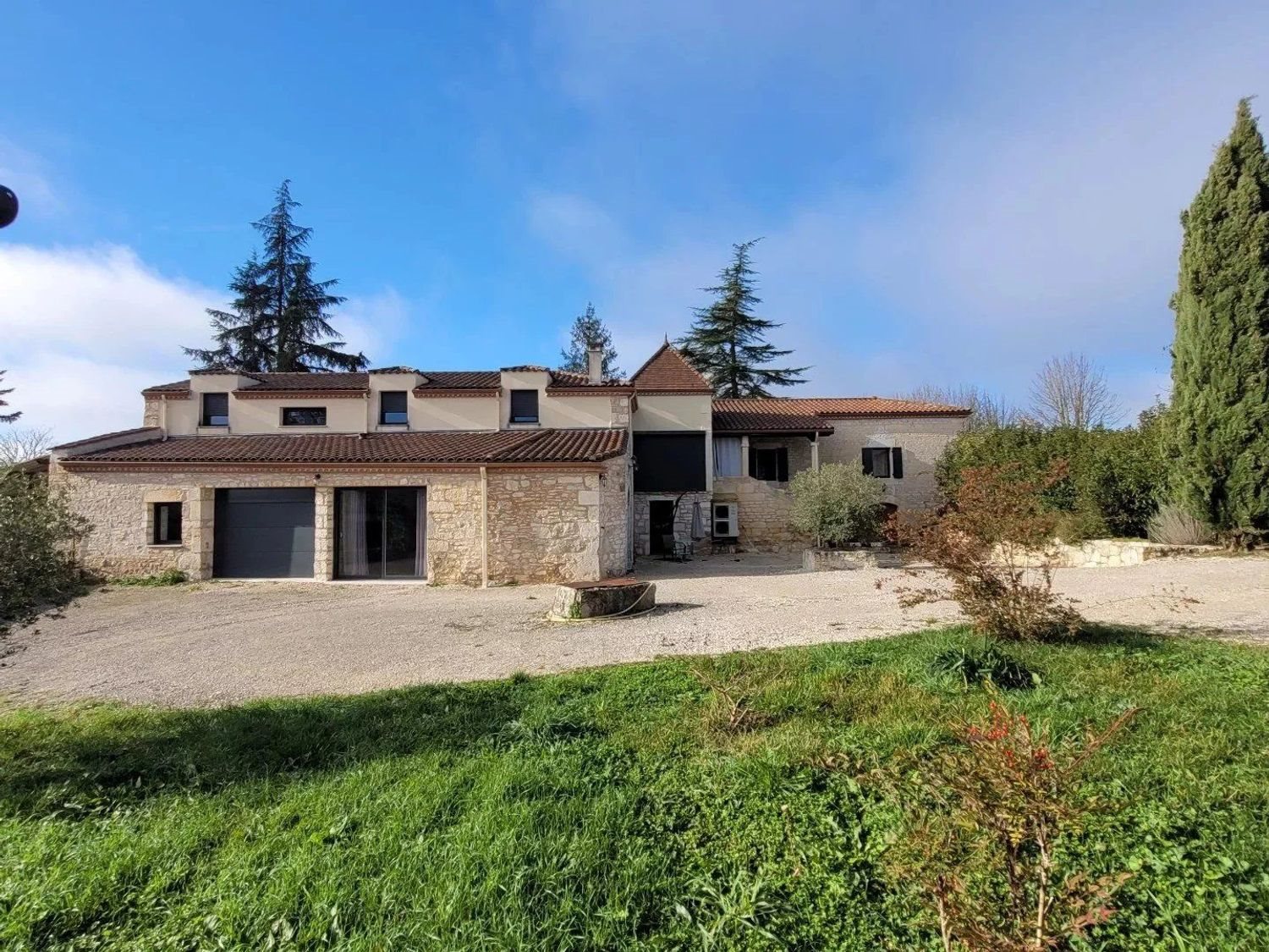 Maison à vendre, 237m², Cremps