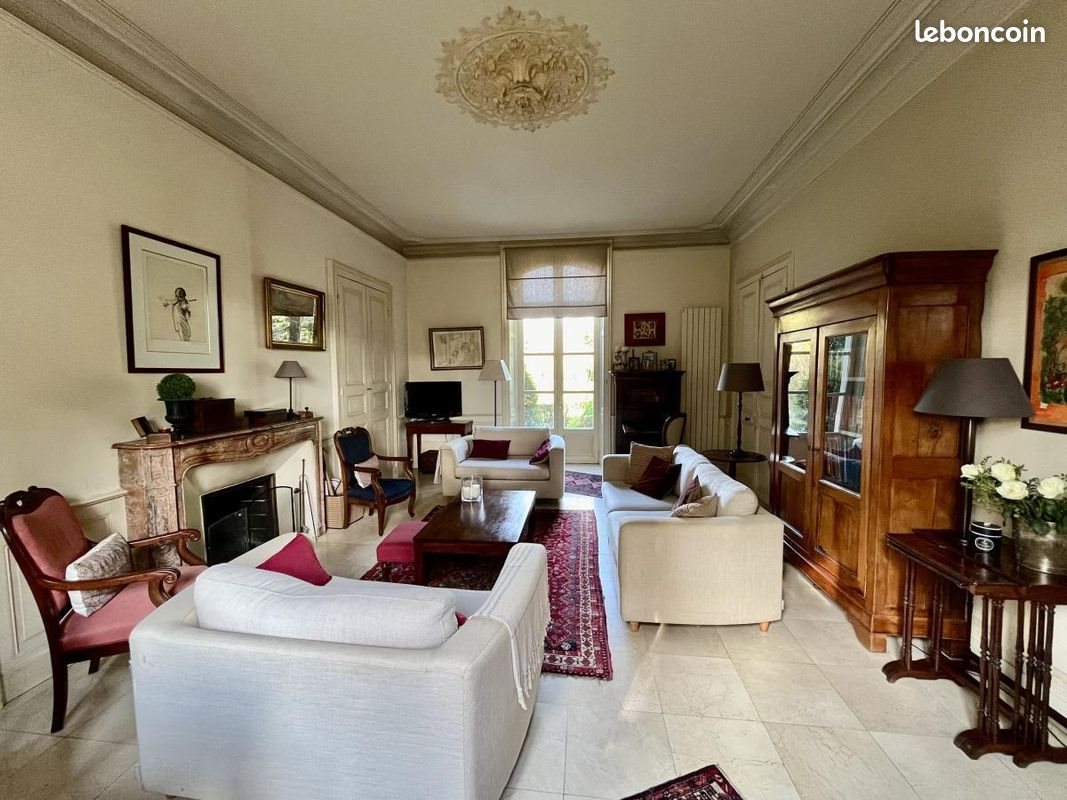Maison à vendre, 181m², Sainte-Gemmes-le-Robert