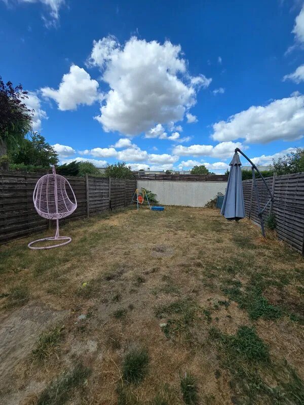 Maison à vendre, 101m², Lésigny