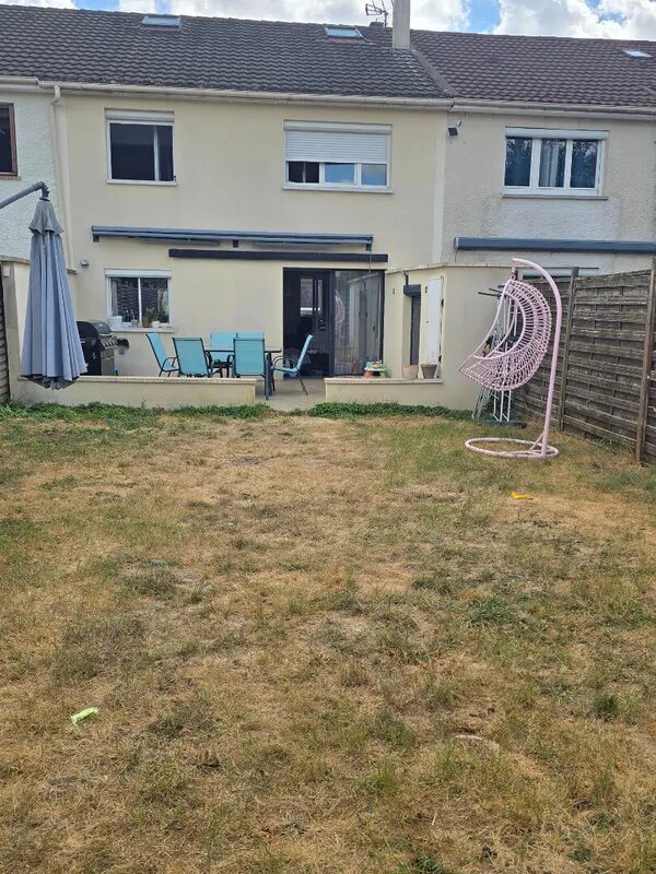 Maison à vendre, 101m², Lésigny