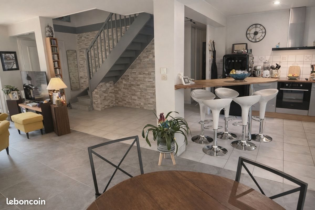 Maison à vendre, 130m², Lésigny