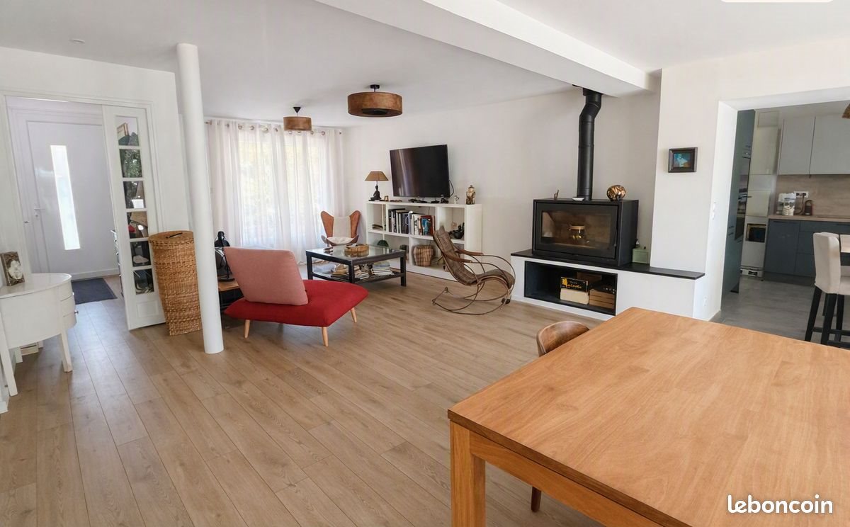 Maison à vendre, 173m², Lésigny