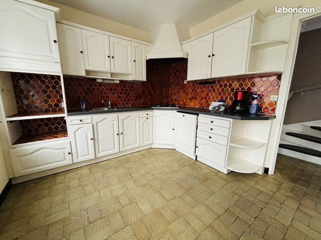 Maison à vendre, 108m², Trélévern