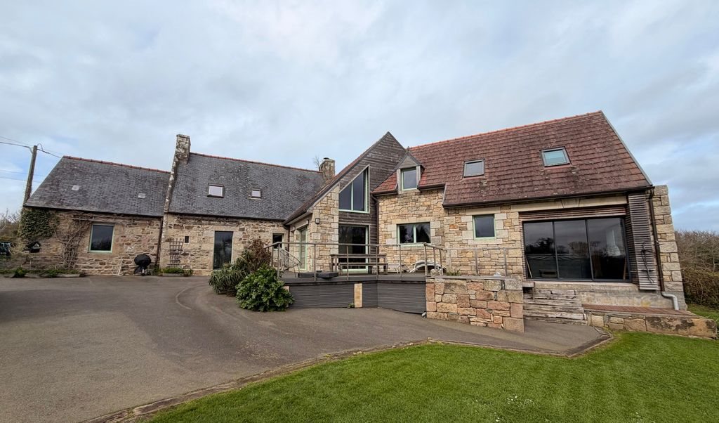 Maison à vendre, 174m², Perros-Guirec