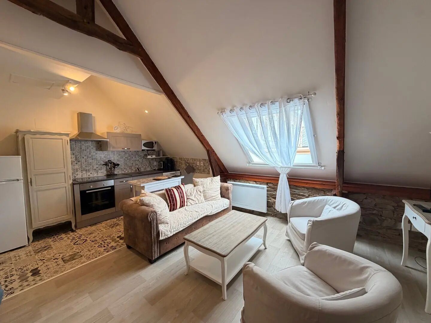 Appartement à louer, 63m², La Roche-Jaudy