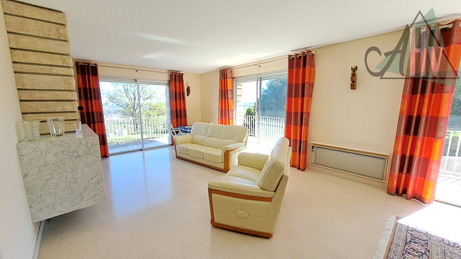 Maison à vendre, 378m², Paron