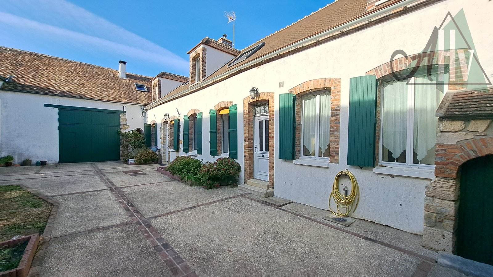 Maison à vendre, 245m², Courlon-sur-Yonne