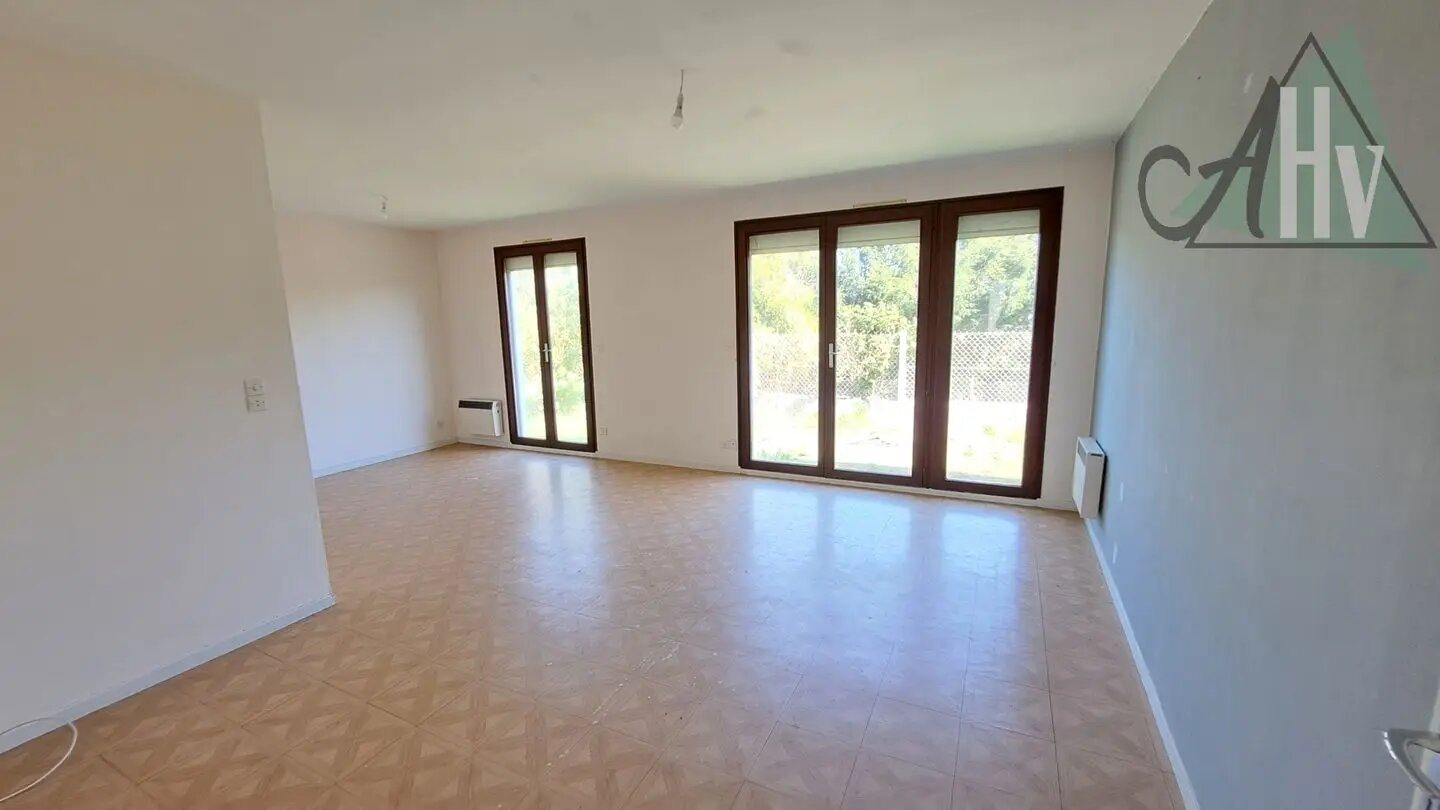 Maison à vendre, 71m², Paron