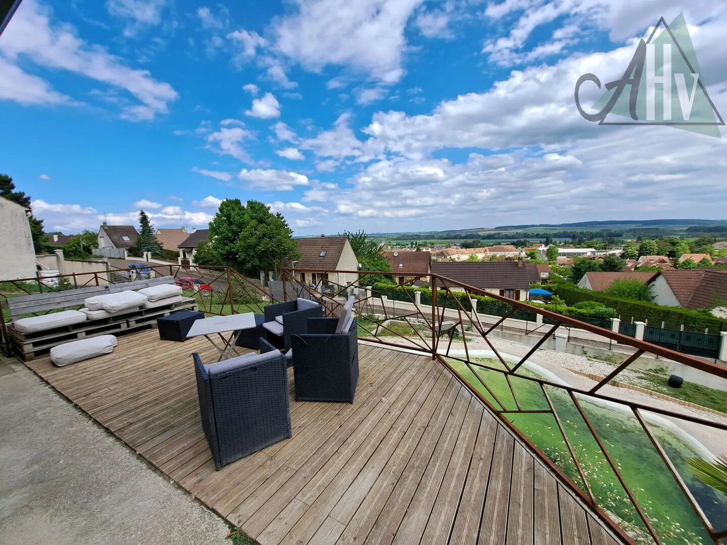 Maison à vendre, 97m², Pont-sur-Yonne