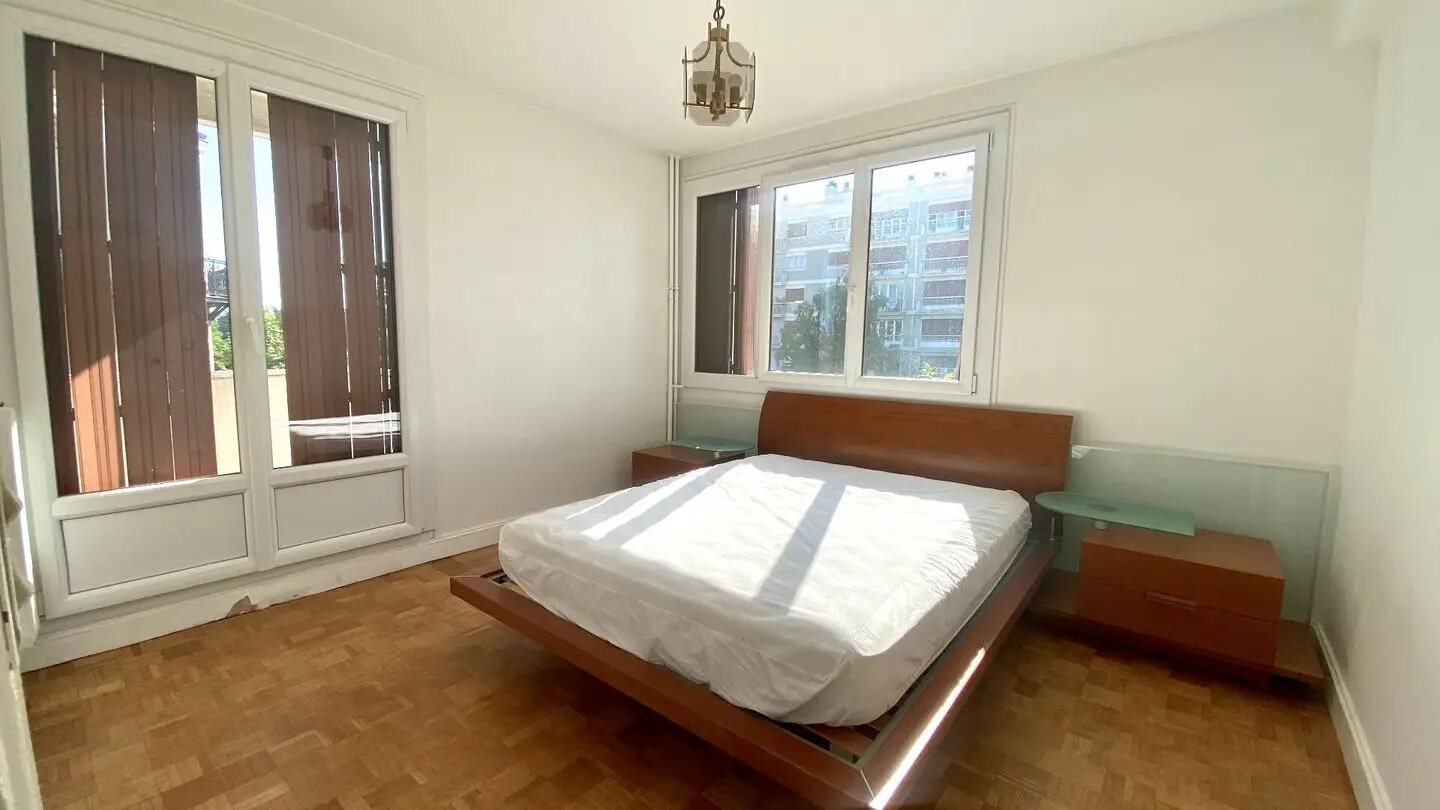 Appartement à louer, 79m², Bourg-la-Reine